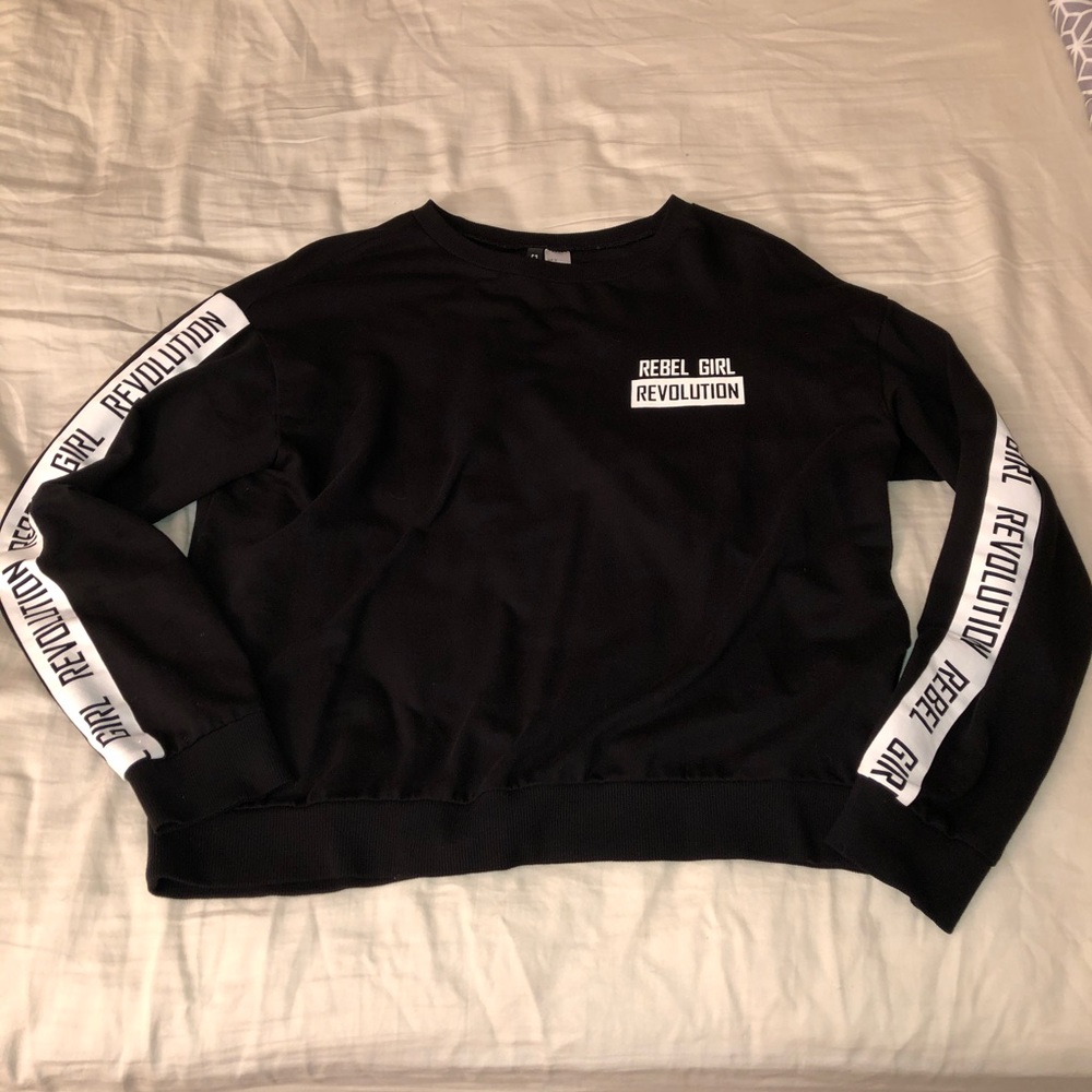 H&M Black Sweater